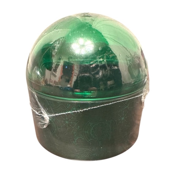 NWT Target Bullseye Playground Wicked Green Elphaba Witch Glass Container - Picture 4 of 5